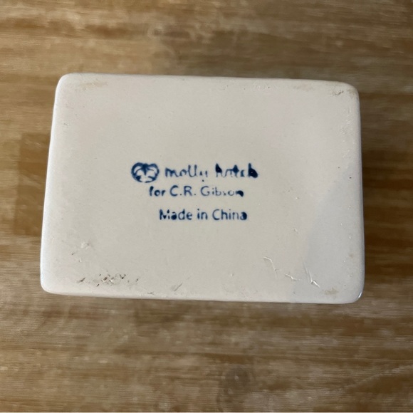 Molly Hatch for CR Gibson. Ceramic Vase with Floral Notecards. - Picture 4 of 8